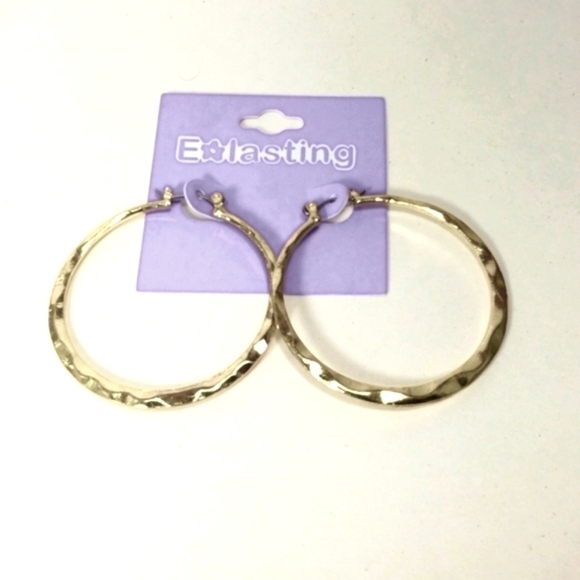 Hammered Gold Hoop Earrings, 1.75-inch - Statement Women's Fashion Jewelry - Picture 3 of 8